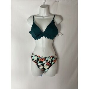 CUPSHE Bikini Swimsuit Scalloped V Neck Lace Up Low Waisted Bathing Suit. Size M